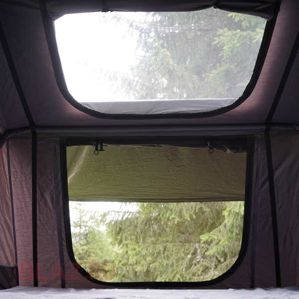 A doua imagine a Cort plafon auto Overlander Adventure 193 cm cu Sky Roof