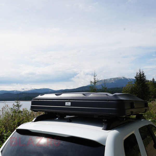 A doua imagine a Cort plafon auto Overlander Discover MAX 1.6 x 2.1m cu Sky Roof