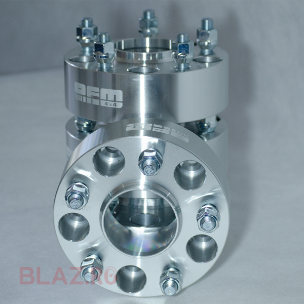 A doua imagine a OFM120 Flanse distantiere 50mm 5x127 M12x1.5mm CB 71.6 cu inel de centrare JEEP